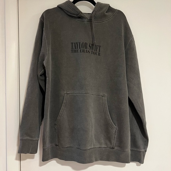 Taylor Swift Gray Vintage Sweatshirt Hoodie - Picture 1 of 4